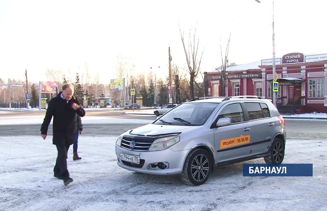 В Барнауле водитель сервиса «Максим» поет для пассажиров
