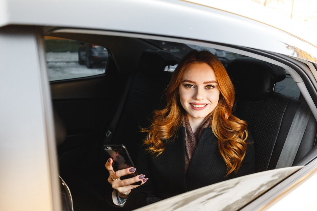 «Максим» вошел в пятерку самых популярных приложений для заказа такси в России
